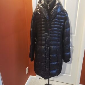 Vintage TAHARI Women's Down Black Hooded Puffer Coat size XL